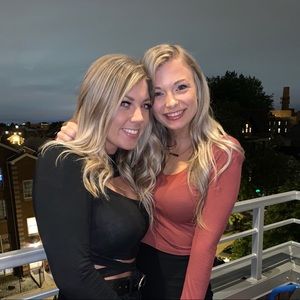 Meet your Posher, Chrissy